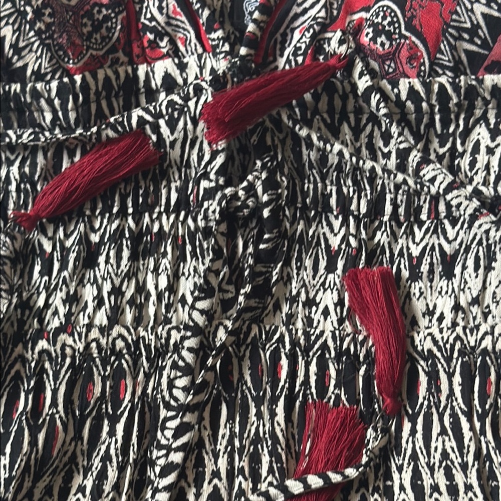 Bohemian Maxi Dress with Red Accents - Picture 7 of 11